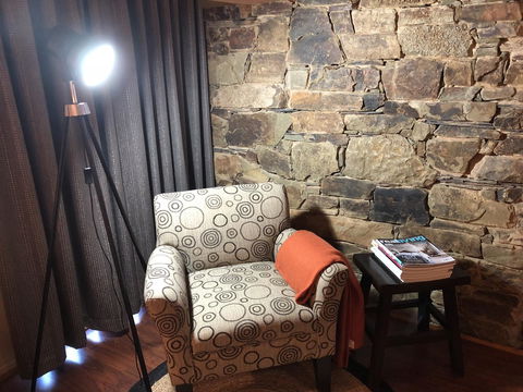 Minni Gums - Hotel NSW 10