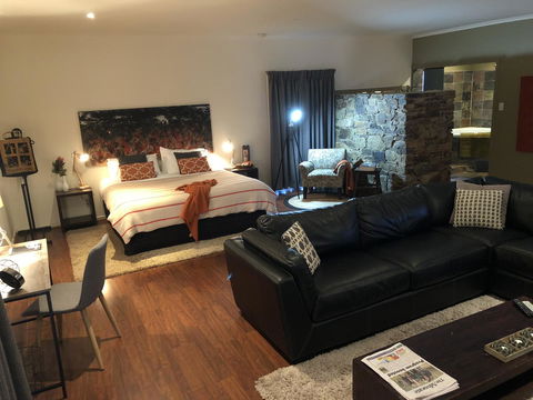Minni Gums - Hotel NSW 15