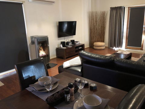 Minni Gums - Hotel NSW 20
