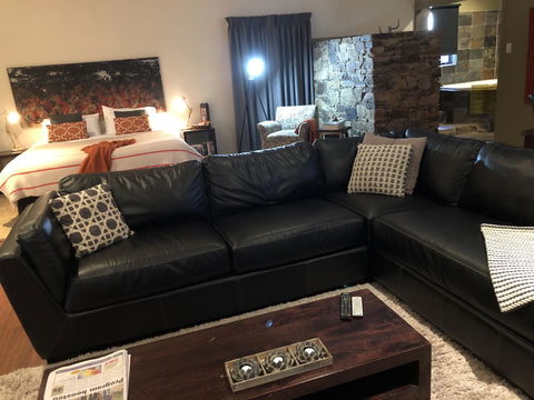 Minni Gums - Hotel NSW 25