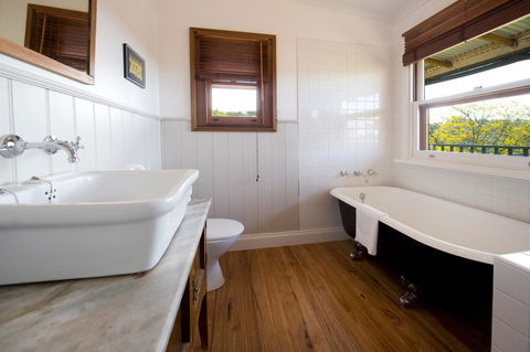 Cabrito - Hotel NSW 4