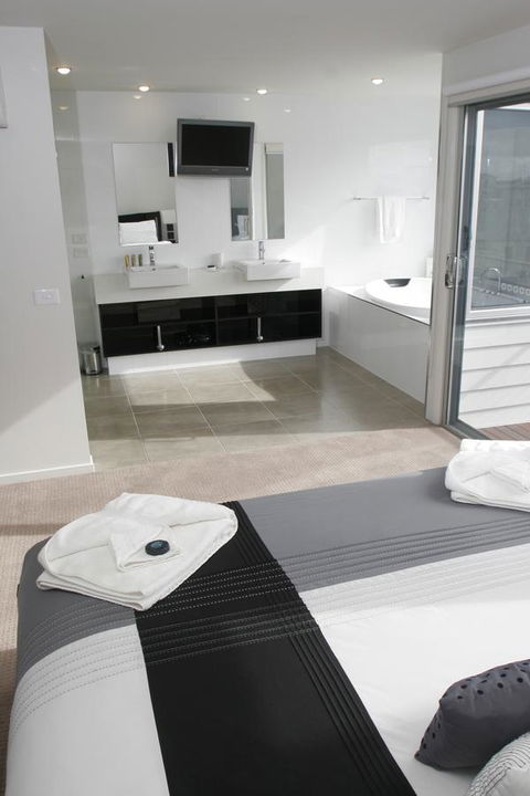 104 On Merri Apartments - Hotel NSW 5