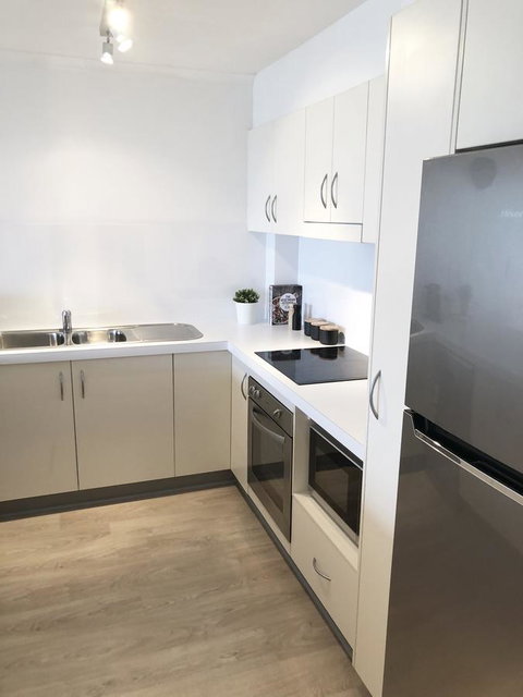 Sunshine Beach Luxe Apartment - Hotel NSW 9