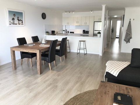 Sunshine Beach Luxe Apartment - Hotel NSW 21