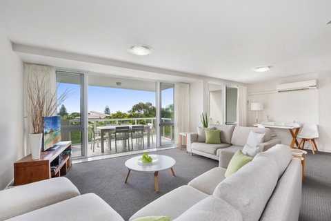 Sunshine Vista - Hotel NSW 4