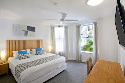 Emerald Noosa - Hotel NSW 21