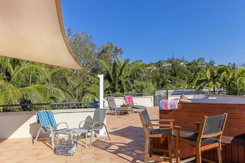 Emerald Noosa - Hotel NSW 18