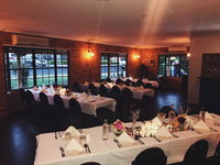 Book Clermont Accommodation Vacations Hotel NSW Hotel NSW