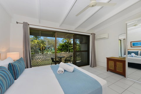 Seascape Holidays At Beachfront Terraces - Hotel NSW 5