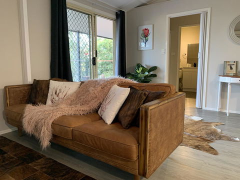 Bed & Breakfast 1 Bedroom Guest House - Hotel NSW 27