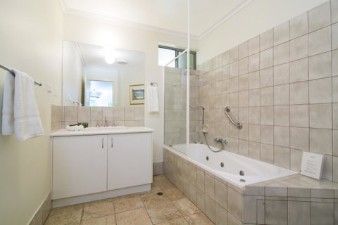 The Port Douglas Queenslander - Hotel NSW 13