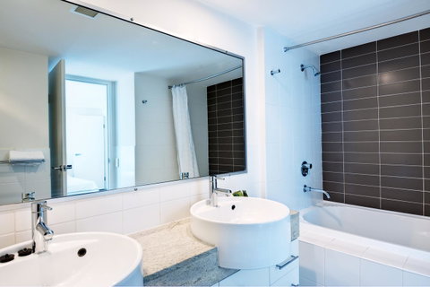 The Point Resort - Hotel NSW 1