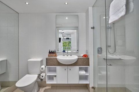 Palm Cove Paradise - Couples Spa Beach Getaway - Hotel NSW 5
