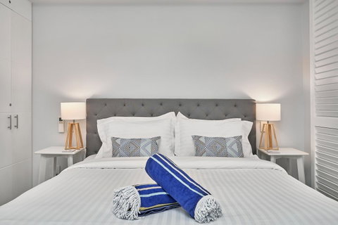 Palm Cove Paradise - Couples Spa Beach Getaway - Hotel NSW 6