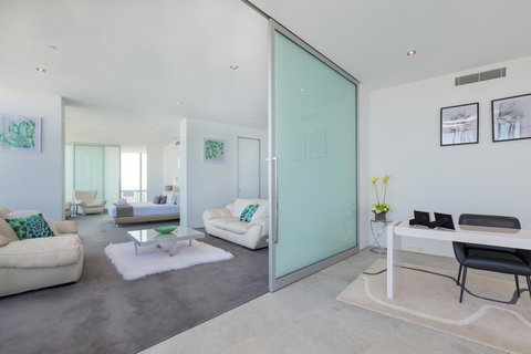 Q1 Resort & Spa - Official - Hotel NSW 40