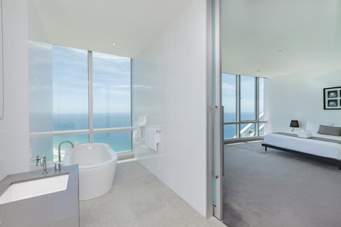 Q1 Resort & Spa - Official - Hotel NSW 12