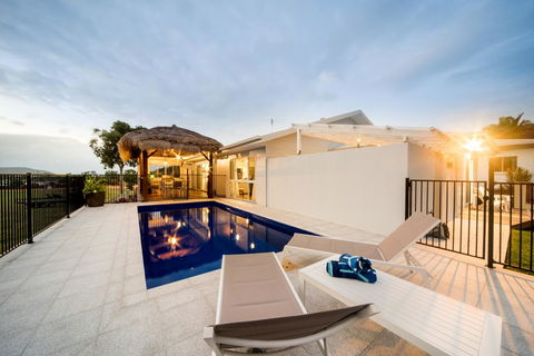 Whitsunday Luxury Homes - Hotel NSW 3