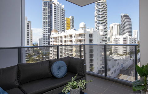Qube Broadbeach - Hotel NSW 11