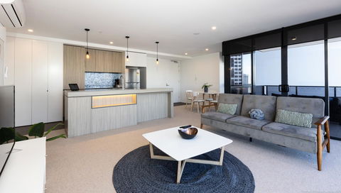 Qube Broadbeach - Hotel NSW 13