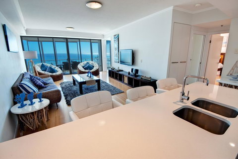 Reflections Tower Two - Hotel NSW 18