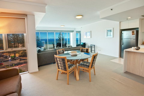 Reflections Tower Two - Hotel NSW 10