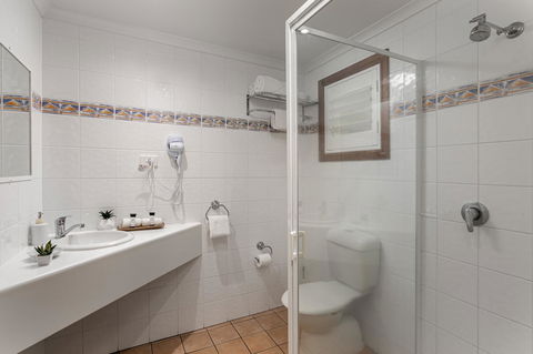 Sunlit Waters Studio Apartments - Hotel NSW 11