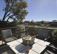 Bribie Island Canal Holiday Destination - Hotel NSW