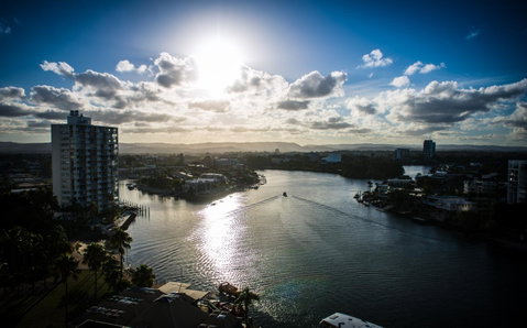 Tiki Hotel Apartments Surfers Paradise - Hotel NSW 2