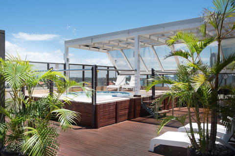Tiki Hotel Apartments Surfers Paradise - Hotel NSW 0