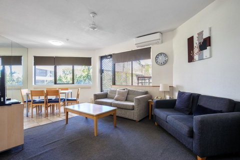 Tiki Hotel Apartments Surfers Paradise - Hotel NSW 3