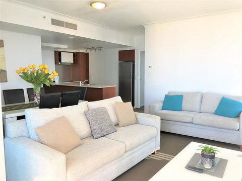 Beach Stay - Ocean & Riverview Resort Chevron Renaissance Central Surfers Paradise - Hotel NSW 20