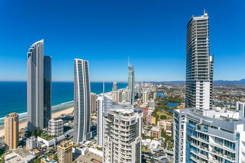 Beach Stay - Ocean & Riverview Resort Chevron Renaissance Central Surfers Paradise - Hotel NSW 23