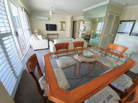 Broadbeach Holiday Apartments - Hotel NSW 15