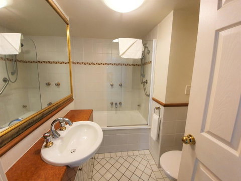 Broadbeach Holiday Apartments - Hotel NSW 12