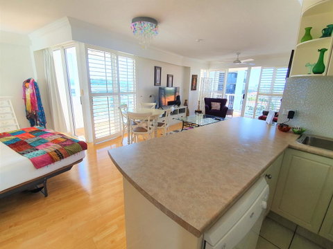 Broadbeach Holiday Apartments - Hotel NSW 9
