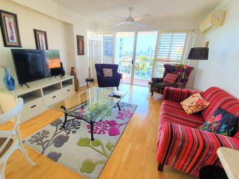 Broadbeach Holiday Apartments - Hotel NSW 4