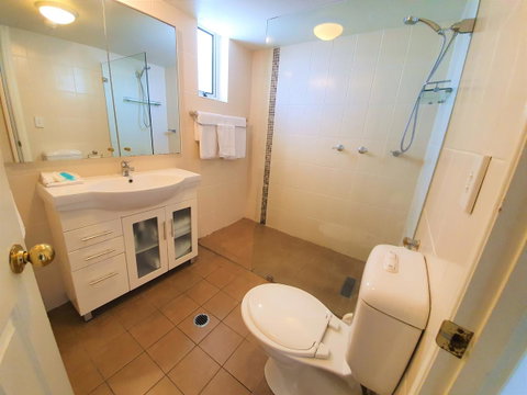 Broadbeach Holiday Apartments - Hotel NSW 21
