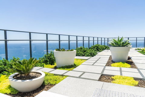 Rhapsody Resort - Official - Hotel NSW 5