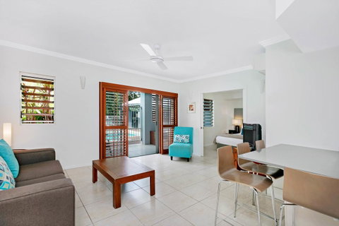 Mantra Aqueous On Port - Hotel NSW 4