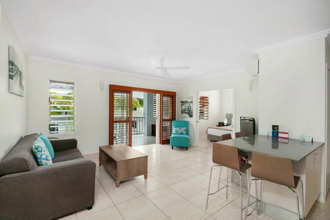 Mantra Aqueous On Port - Hotel NSW 15