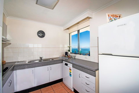Seacrest Beachfront Apartments Surfers Paradise - Hotel NSW 7