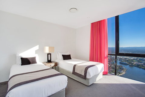 Mantra Circle On Cavill - Hotel NSW 5