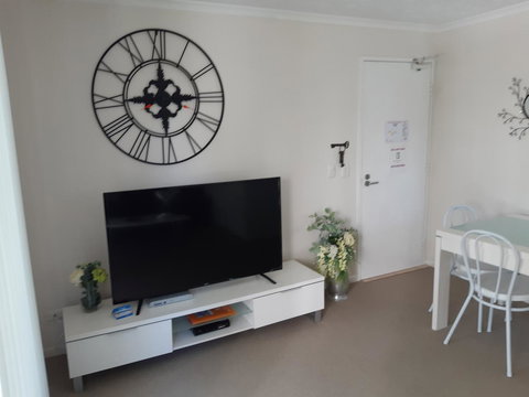 Surfers Beach Resort One - Hotel NSW 4