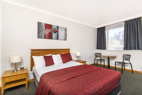 The Robert Towns - Hotel NSW 4