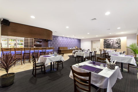 The Robert Towns - Hotel NSW 18