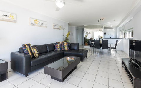 South Pacific Plaza - Official - Hotel NSW 18