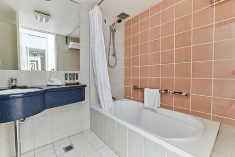 Novotel Cairns Oasis Resort - Hotel NSW 2