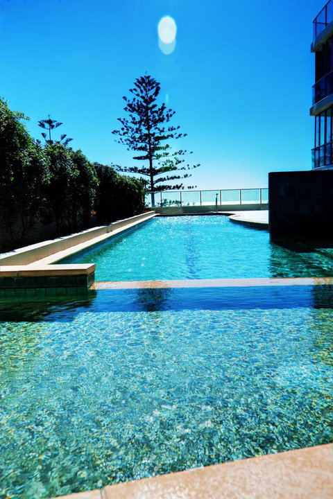 Reflection On The Sea - Hotel NSW 23
