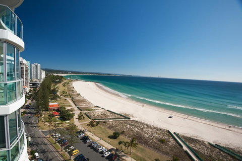 Reflection On The Sea - Hotel NSW 19