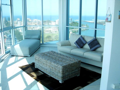 Reflection On The Sea - Hotel NSW 36